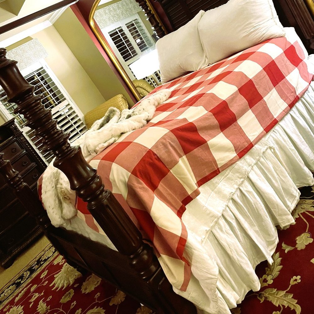 POTTERY BARN RED CHERRY BUFFALO CHECK QUEEN DUVET